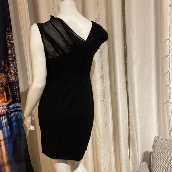 Dress - Picture 4 of 4